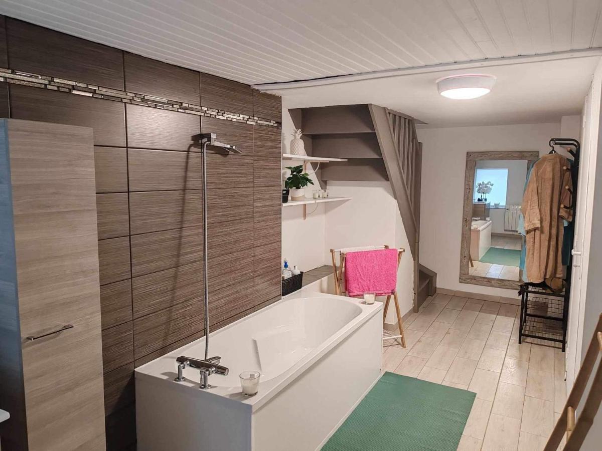 Chez Gwen Et Marie Villa Bogny-sur-Meuse Bagian luar foto